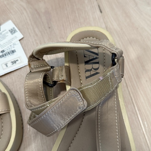 Zara Tan Strappy Sandals - Picture 4 of 5